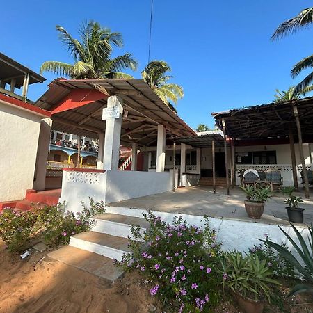 Ocean View Goan Beach House Calangute Eksteriør bilde